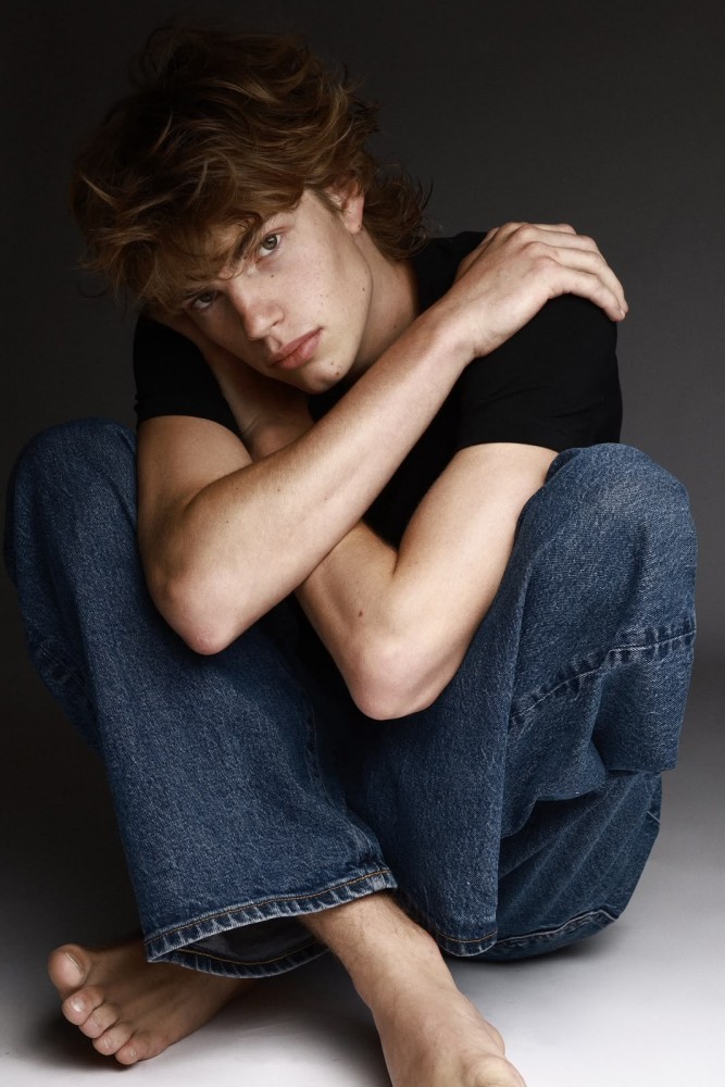 GAVRIEL MOORE